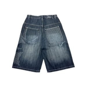 Karlkani Blue Denim Shorts in modernem Streetwear-Stil